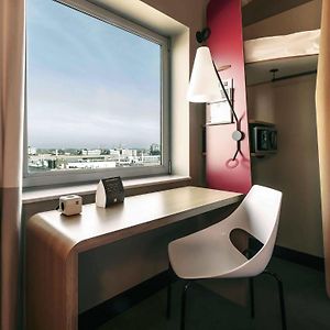 Zimmer mit zwei Einzelbetten